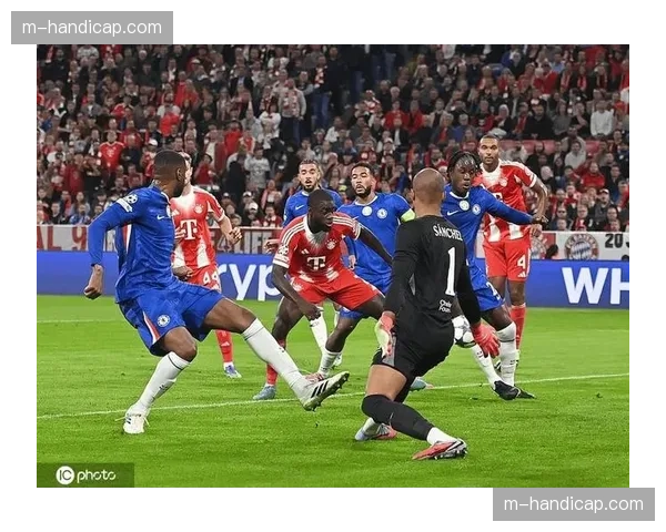 欧冠：凯恩点射，拜仁1-1战平曼城，双方次回合决战伊蒂哈德