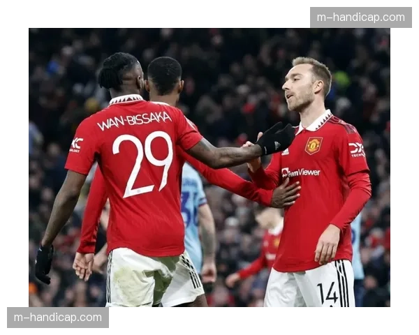 曼联1-0领先利兹联，拉什福德开场闪电破门